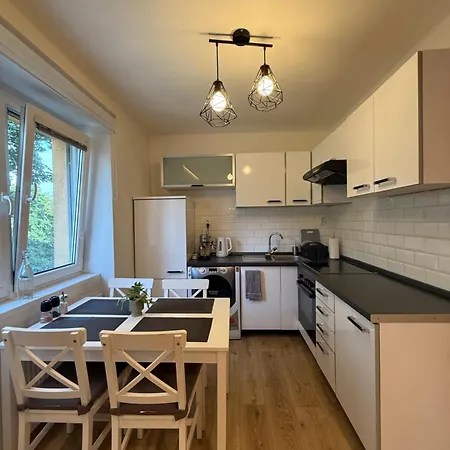 Cozy Jesenna Appartamento